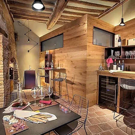 فندق مبيت وإفطار Il Cortile Di San Michele 4*