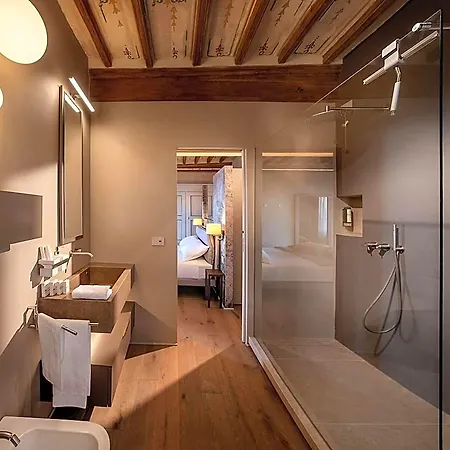 Il Cortile Di San Michele فندق مبيت وإفطار Guarene