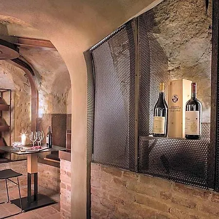 Il Cortile Di San Michele فندق مبيت وإفطار Guarene
