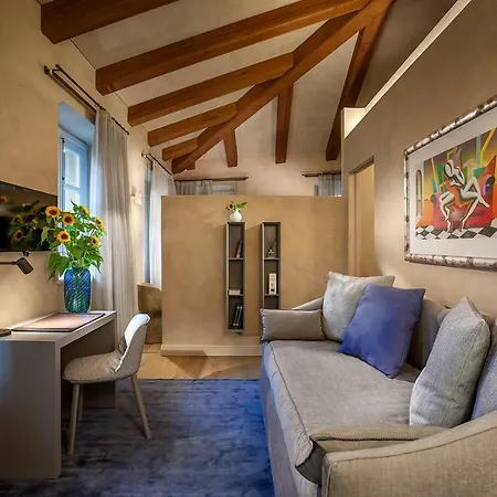 Il Cortile Di San Michele Гуарене