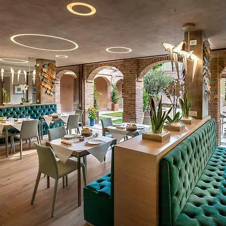 Il Cortile Di San Michele Гуарене