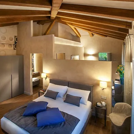 Il Cortile Di San Michele 4* Гуарене