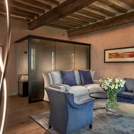 Il Cortile Di San Michele Nocleg ze śniadaniem 4*
