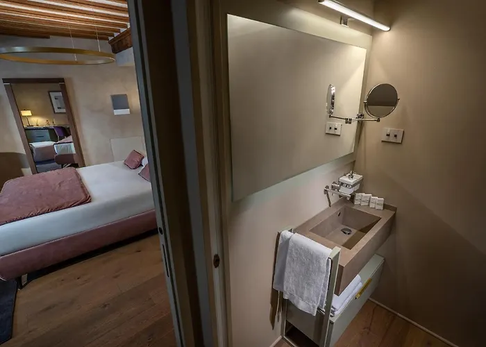 Bed & Breakfast Il Cortile Di San Michele 4*